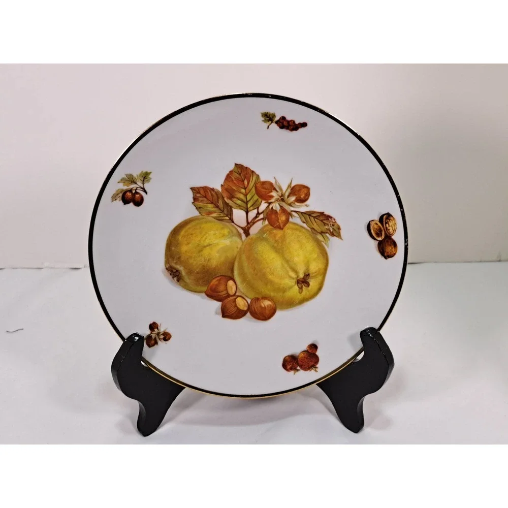 Debra Bavaria Germany Fruit Nut Porcelain Plates Set of 4 Gold Rim 8.25 inch